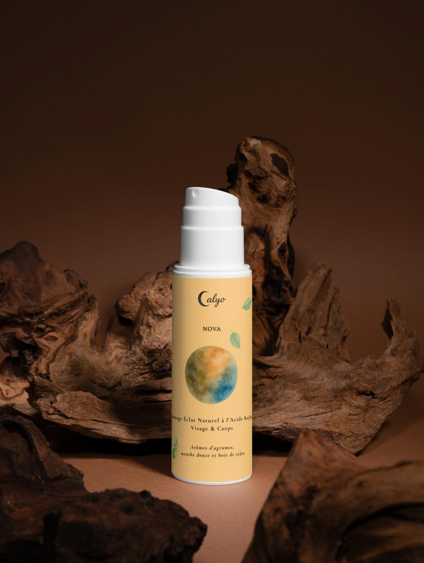 Exfoliant éclaircissant pour le visage et le corps à l'acide kojique – Calyo Soins Premium